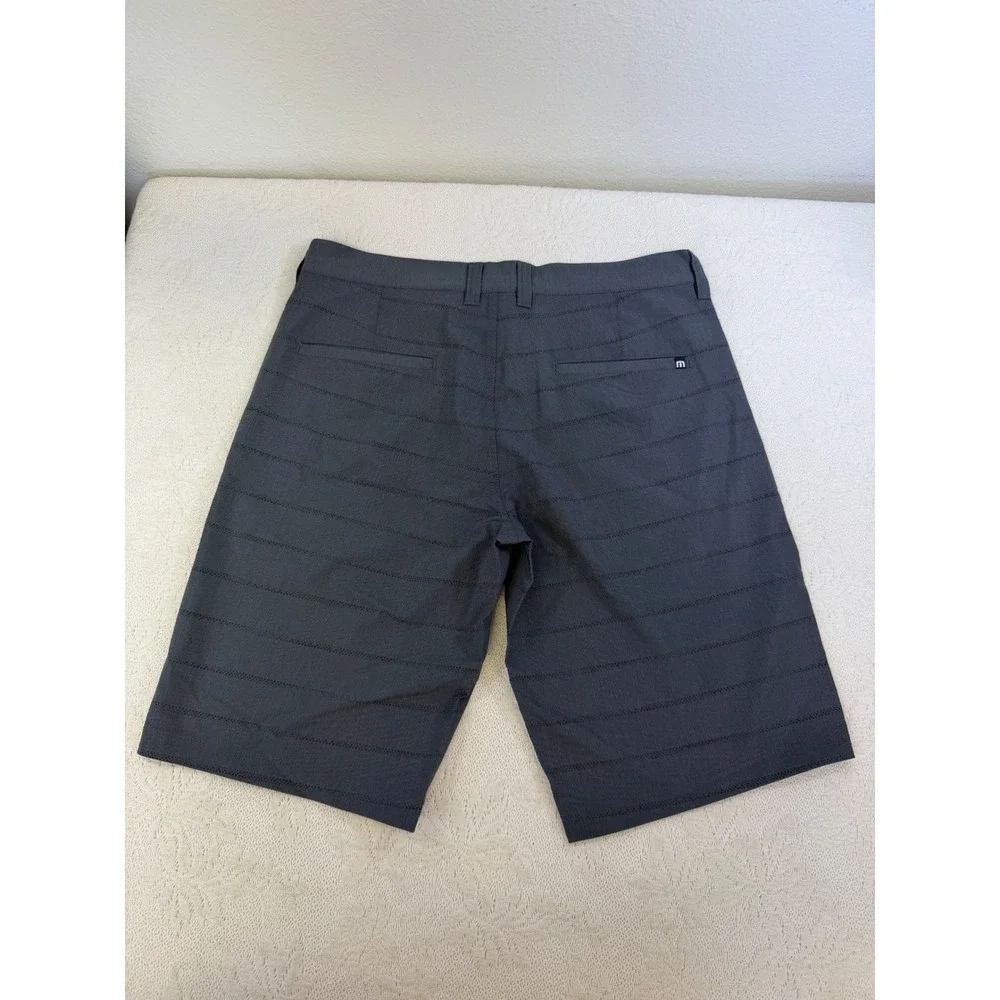 TravisMathew Prestige Lifestyle Performance Golf Shorts Gray Size 32 NWT